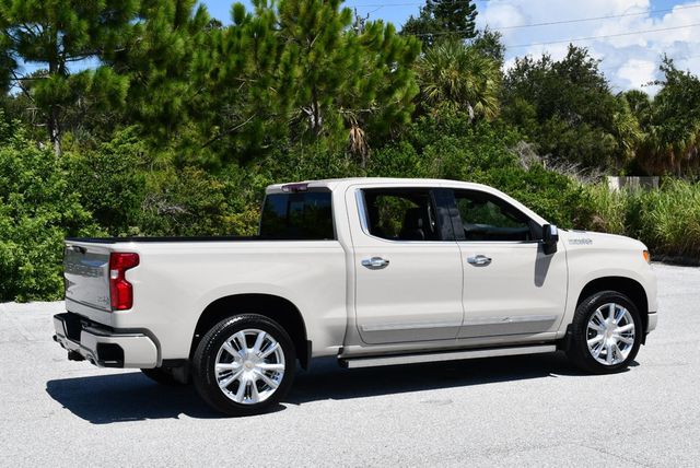 2026 Chevrolet Silverado 1500 4WD Crew Cab High Country W/Premium II Super Cruise Package - 23068057 - 5
