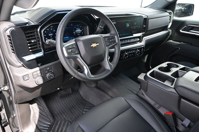 2026 Chevrolet Silverado 1500 4X4 Crew Cab LT ReadyLIFT Suspension Lift Z71 Off Road Package - 23008423 - 9