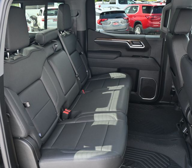 2026 Chevrolet Silverado 1500 4X4 Crew Cab LT ReadyLIFT Suspension Lift Z71 Off Road Package - 23008423 - 17