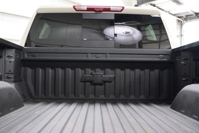 2026 Chevrolet Silverado 1500 ZR2 w/ Dark Essentials Package - 23038568 - 23