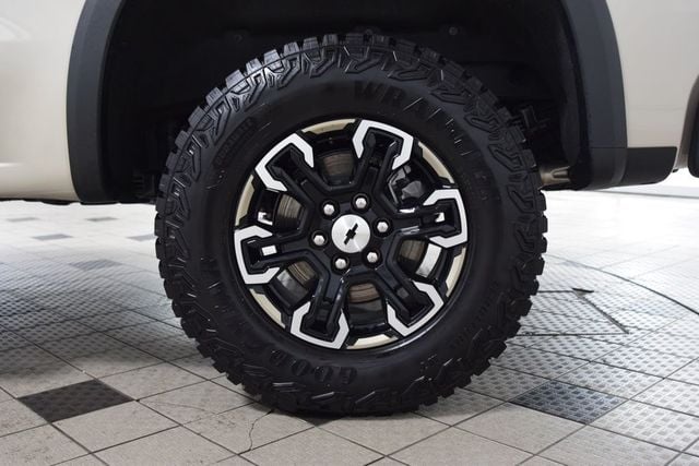 2026 Chevrolet Silverado 1500 ZR2 w/ Dark Essentials Package - 23038568 - 25