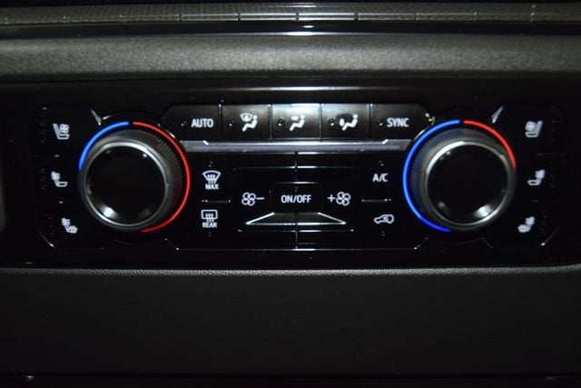2026 Chevrolet Silverado 1500 ZR2 w/ Dark Essentials Package - 23038568 - 32