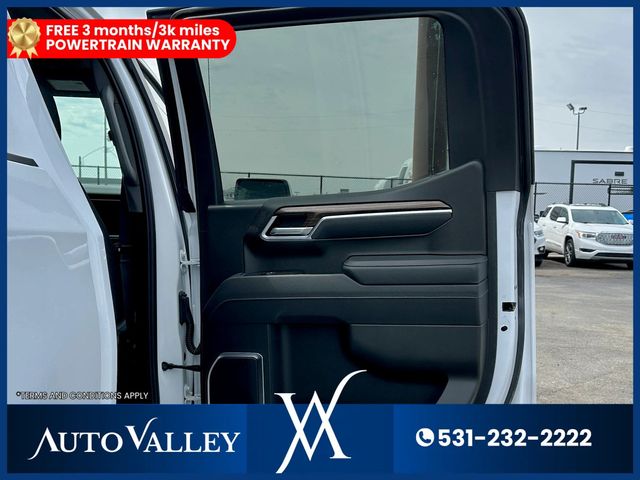 2026 Chevrolet Silverado 1500 Crew Cab LT Pickup 4D 5 3/4 ft - 23011539 - 23