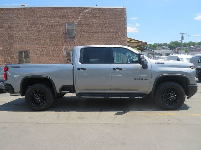 2026 Chevrolet Silverado 2500HD 4WD Crew Cab 159" LTZ - 23029933 - 3