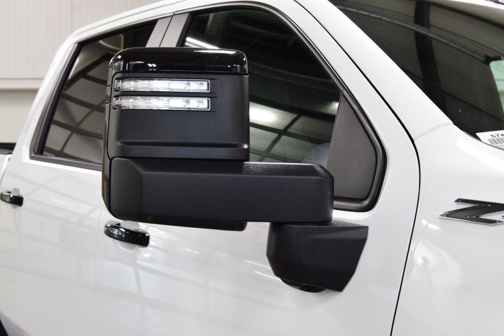 2026 Chevrolet Silverado 2500HD ZR2 - 23036960 - 17