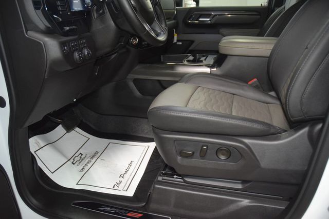 2026 Chevrolet Silverado 2500HD ZR2 - 23036960 - 40