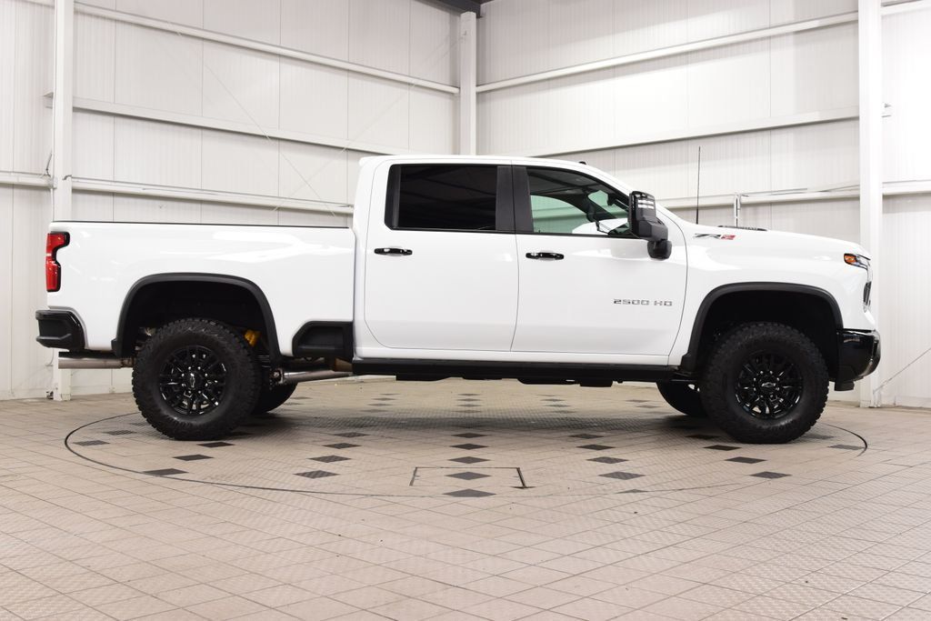 2026 Chevrolet Silverado 2500HD ZR2 - 23036960 - 7