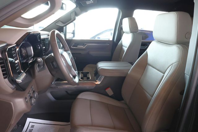 2026 Chevrolet Silverado 3500HD 4WD Crew Cab 172" LTZ - 23002739 - 18