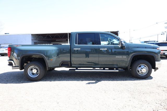 2026 Chevrolet Silverado 3500HD 4WD Crew Cab 172" LTZ - 23002739 - 5