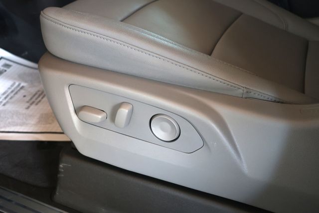 2026 Chevrolet Silverado 3500HD 4WD Crew Cab 172'' LTZ w/ 6.6L Turbo-Diesel V8 & Plus Package - 23002739 - 10