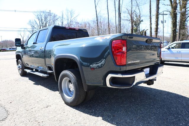 2026 Chevrolet Silverado 3500HD 4WD Crew Cab 172'' LTZ w/ 6.6L Turbo-Diesel V8 & Plus Package - 23002739 - 2