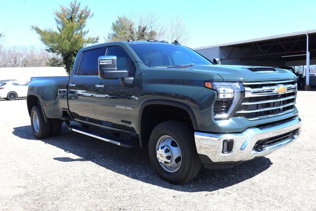 2026 Chevrolet Silverado 3500HD 4WD Crew Cab 172'' LTZ w/ 6.6L Turbo-Diesel V8 & Plus Package - 23002739 - 6
