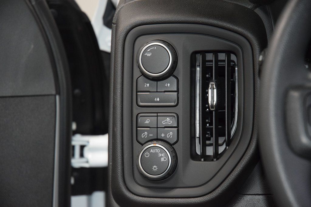 2026 Chevrolet Silverado 3500HD Work Truck - 23045010 - 26
