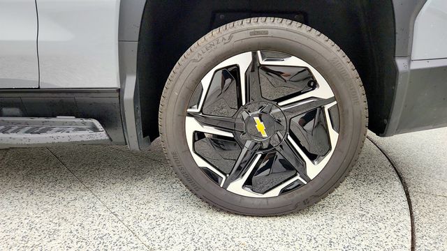 2026 Chevrolet Silverado EV e4WD Crew Cab Max Range LT - 23045463 - 8
