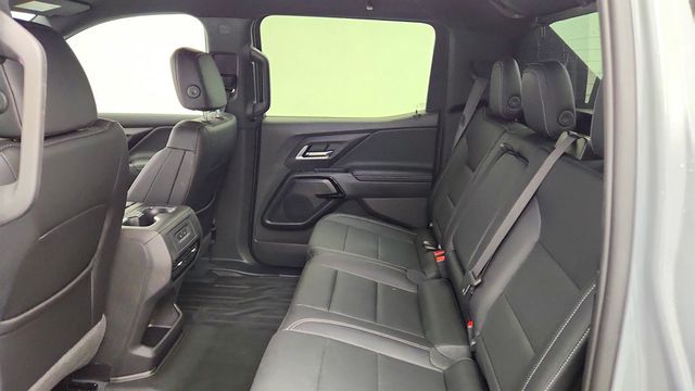 2026 Chevrolet Silverado EV e4WD Crew Cab Max Range LT w/ Soft Rolling Bed Cover - 23045463 - 18