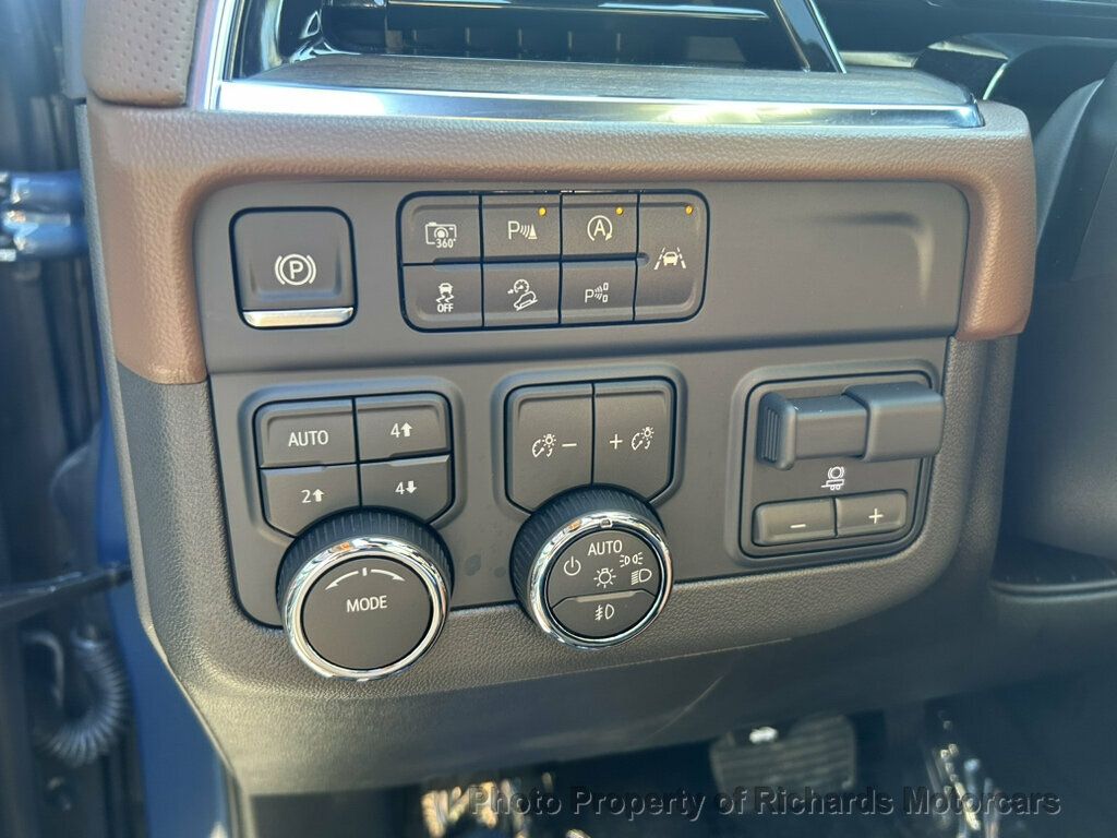2026 Chevrolet Suburban 4WD 4dr High Country - 23075526 - 19