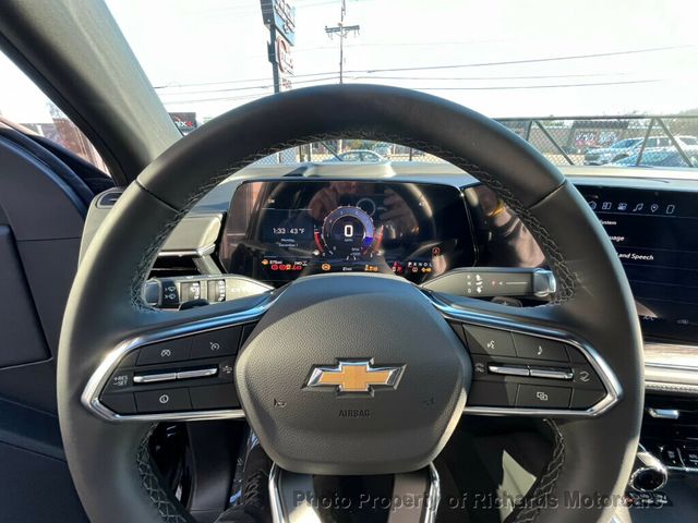 2026 Chevrolet Suburban 4WD 4dr LT - 22953429 - 27