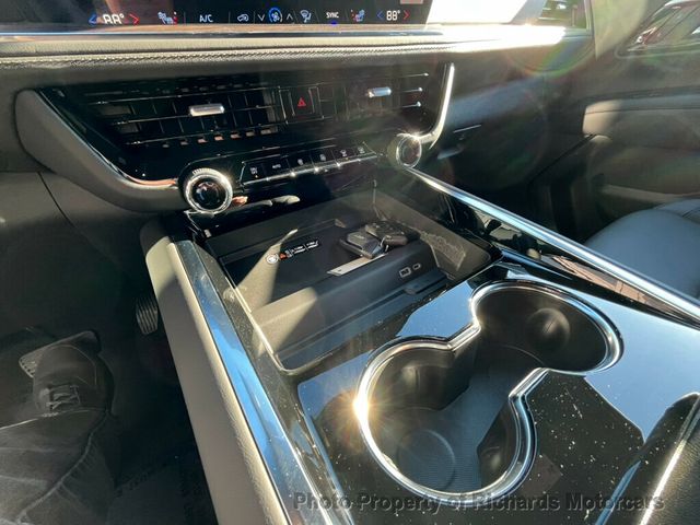 2026 Chevrolet Suburban 4WD 4dr LT - 22953429 - 32