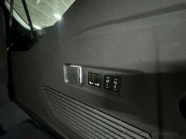 2026 Chevrolet Suburban 4WD 4dr Z71 - 22994678 - 23