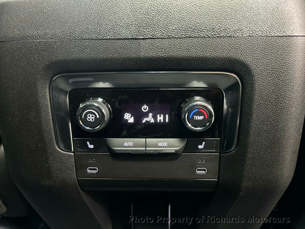 2026 Chevrolet Suburban 4WD 4dr Z71 - 22994678 - 28