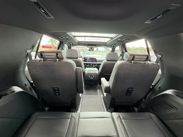 2026 Chevrolet Tahoe **TAHOE HIGH COUNTRY 2WD**PANORAMIC**MAX TRAILERING PKG** - 23072186 - 33