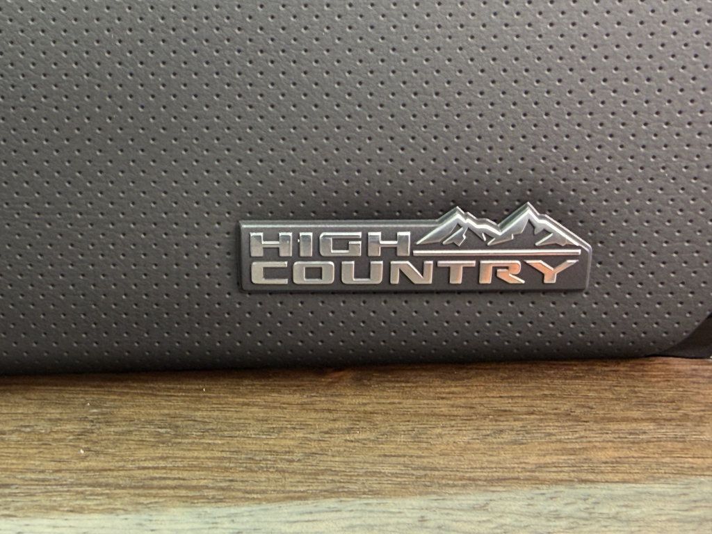 2026 Chevrolet Tahoe **TAHOE HIGH COUNTRY 2WD**PANORAMIC**MAX TRAILERING PKG** - 23072186 - 46