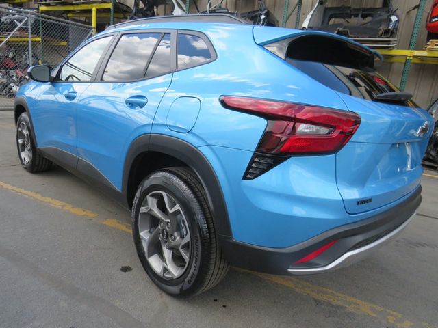 2026 Chevrolet Trax FWD 4dr LT - 23034757 - 5