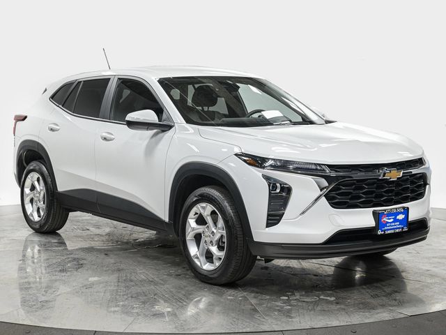 2026 Chevrolet Trax LS - 23077620 - 8