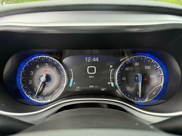 2026 Chrysler Pacifica Limited FWD - 23016208 - 3
