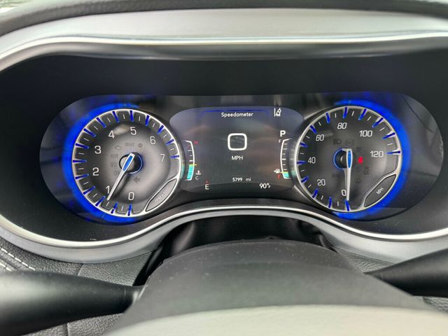 2026 Chrysler Pacifica Limited FWD - 23029962 - 3