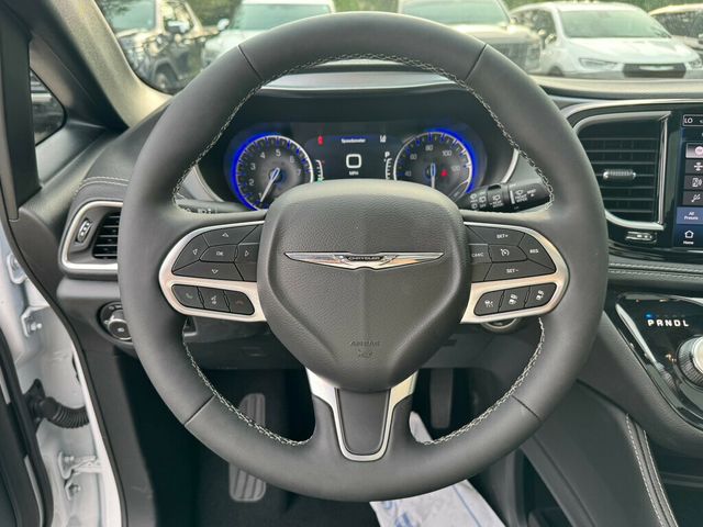 2026 Chrysler Pacifica Limited FWD - 23029962 - 4