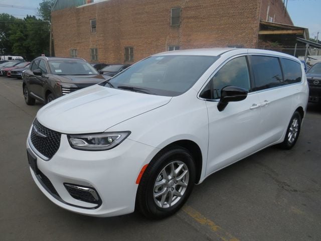 2026 Chrysler Pacifica Select FWD - 23063960 - 3