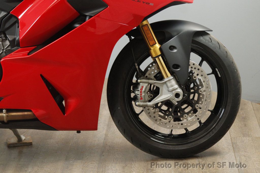 2026 Ducati Panigale V2 One Owner, 597 Miles - 22994960 - 11