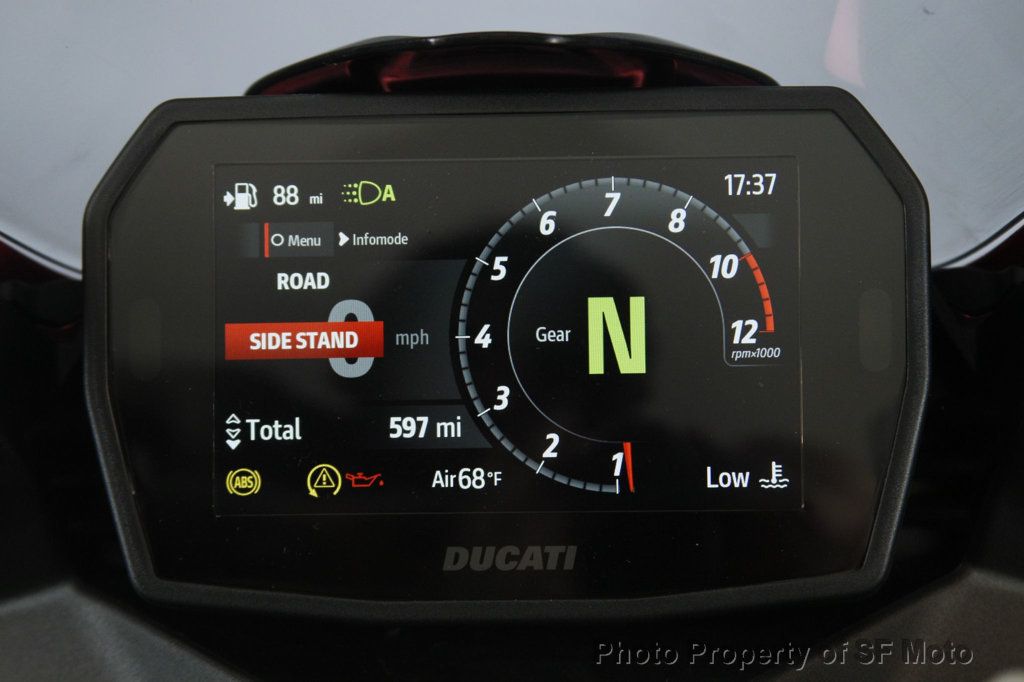 2026 Ducati Panigale V2 One Owner, 597 Miles - 22994960 - 27