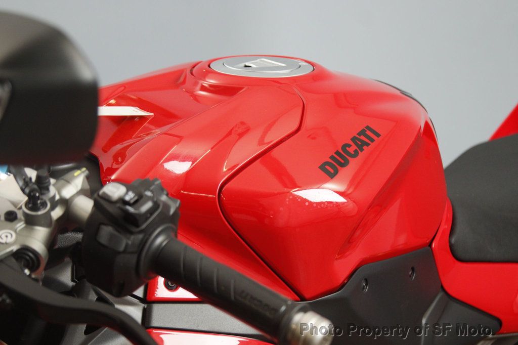 2026 Ducati Panigale V2 One Owner, 597 Miles - 22994960 - 33