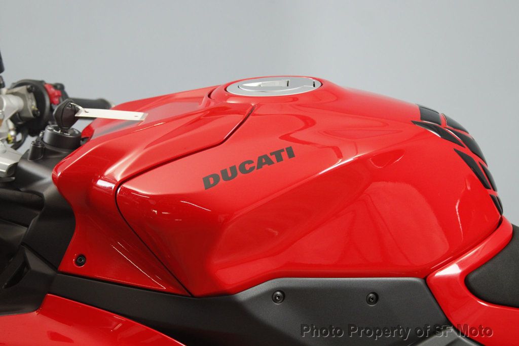 2026 Ducati Panigale V2 One Owner, 597 Miles - 22994960 - 35