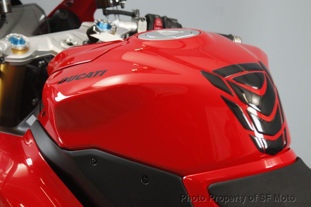 2026 Ducati Panigale V2 S One Owner, 606 Miles - 22994960 - 37