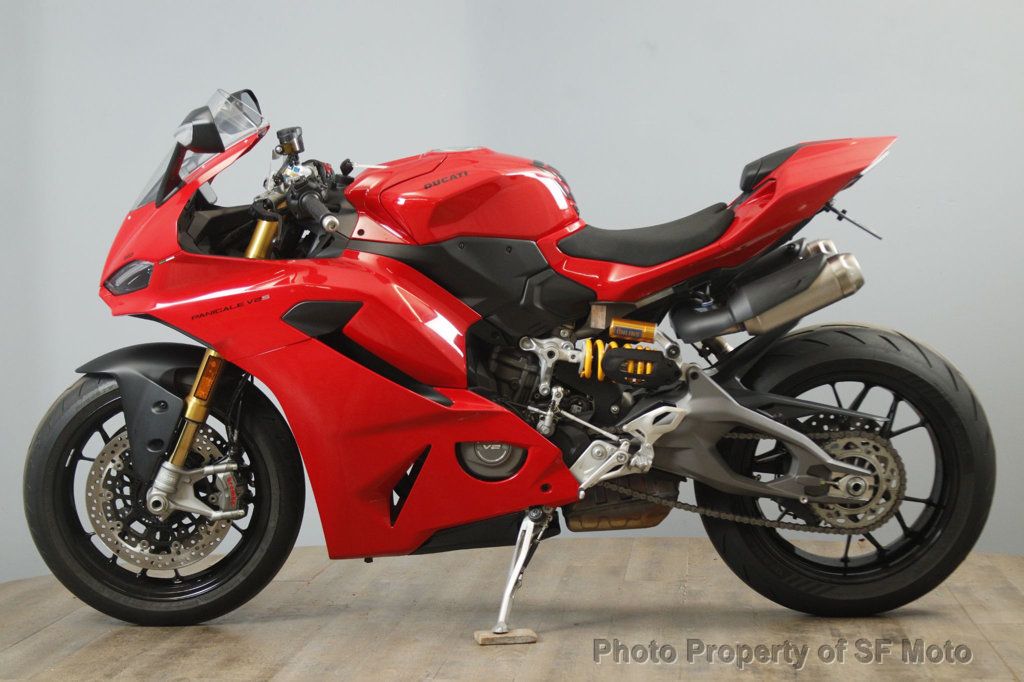 2026 Ducati Panigale V2 S One Owner, 606 Miles - 22994960 - 3