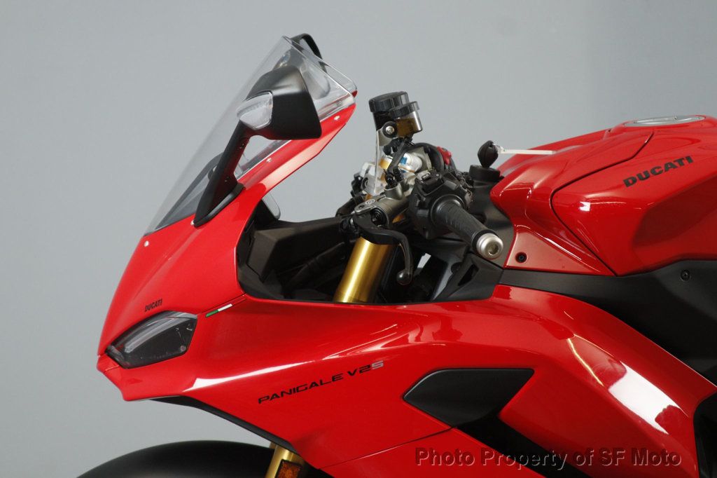 2026 Ducati Panigale V2 S One Owner, 606 Miles - 22994960 - 4