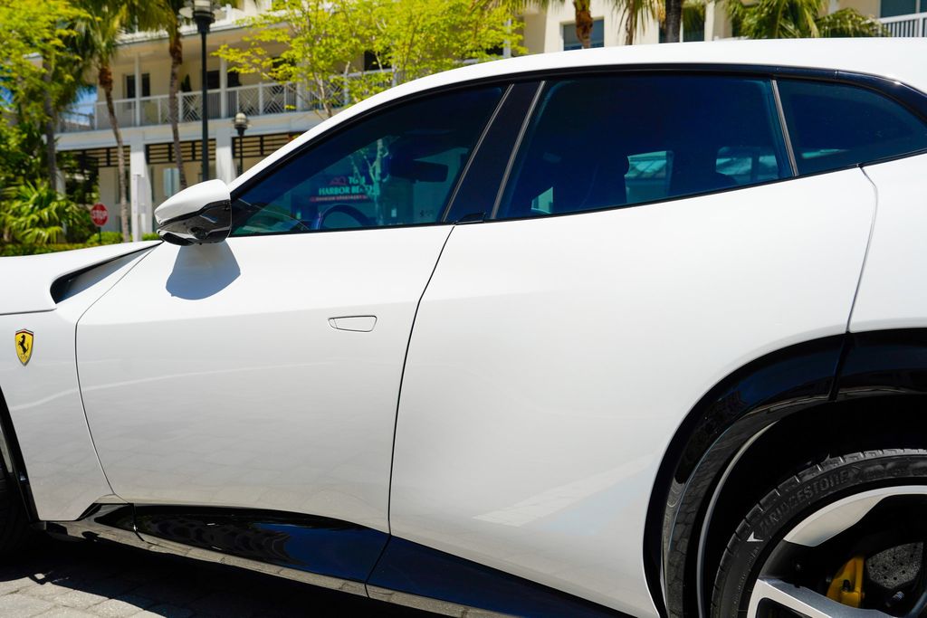 2026 Ferrari Purosangue  - 23015679 - 18