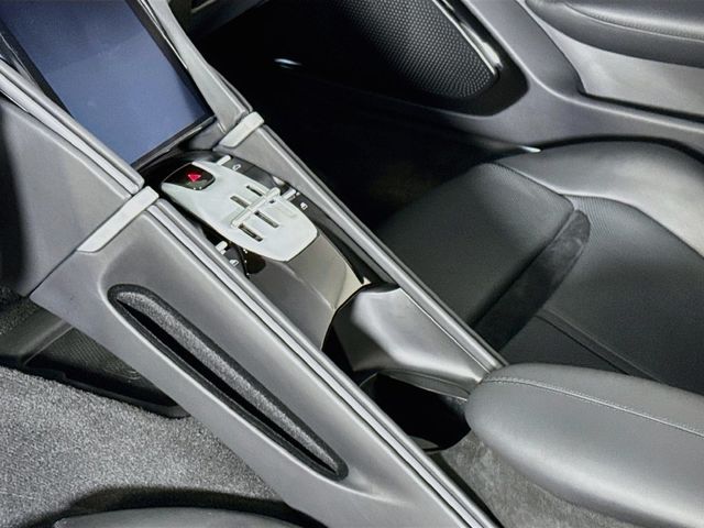 2026 Ferrari Roma Spider Base - 23081512 - 16
