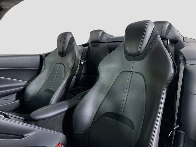 2026 Ferrari Roma Spider Base - 23081512 - 18