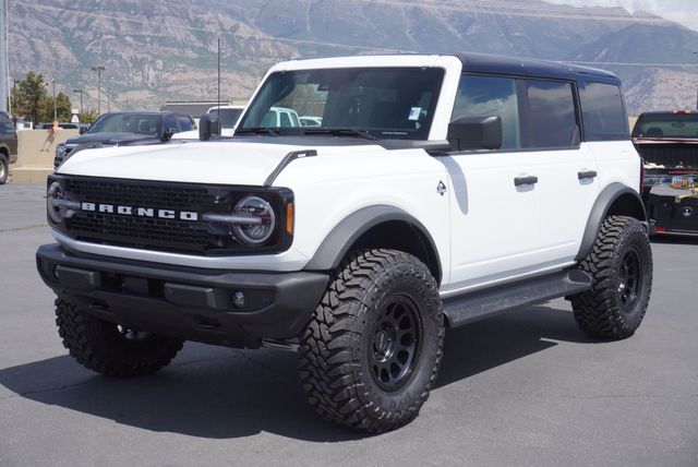 2026 Ford Bronco OUTER BANKS - 23070615 - 0