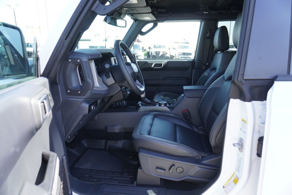 2026 Ford Bronco OUTER BANKS - 23070615 - 17