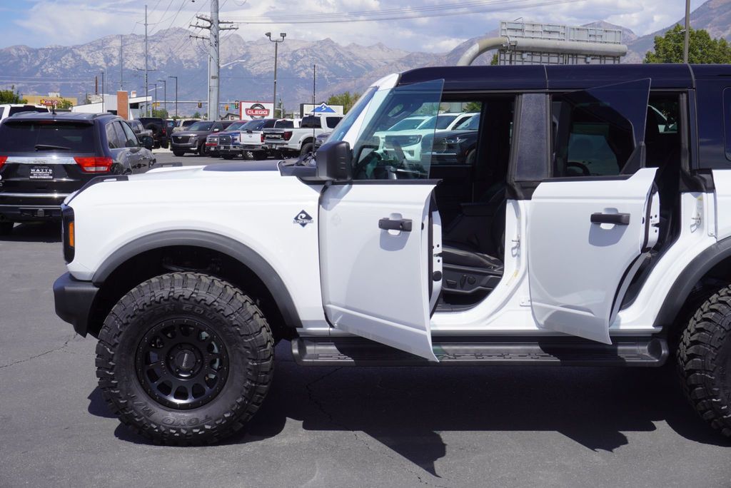 2026 Ford Bronco OUTER BANKS - 23070615 - 19