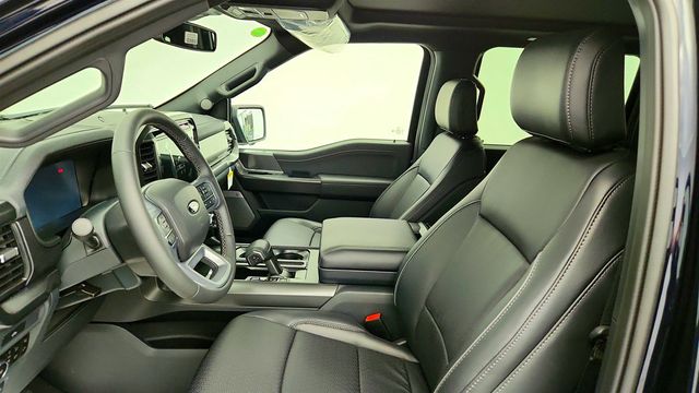 2026 Ford F-150 LARIAT 4WD SuperCrew 6.5' Box w/ 501A, Bed Utility Pkg, Moonroof - 23033201 - 19