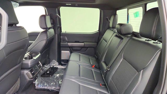 2026 Ford F-150 LARIAT 4WD SuperCrew 6.5' Box w/ 501A, Bed Utility Pkg, Moonroof - 23033201 - 20