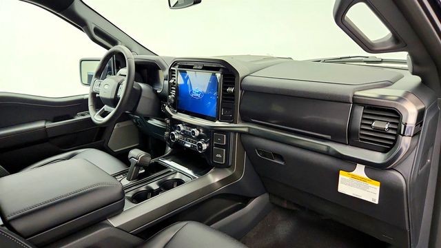2026 Ford F-150 LARIAT 4WD SuperCrew 6.5' Box w/ 501A, Bed Utility Pkg, Moonroof - 23033201 - 24
