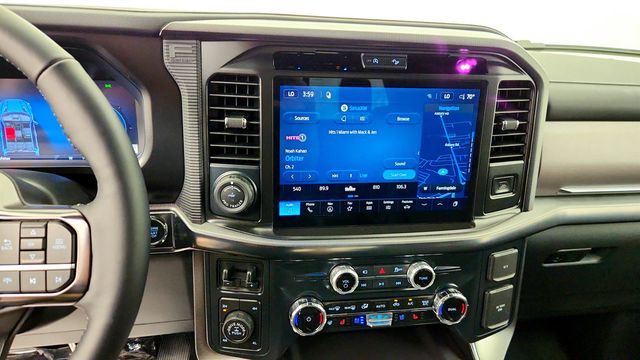 2026 Ford F-150 Platinum 4WD SuperCrew 5.5' Box w/ FX4 Off-Road & Moonroof - 23081926 - 16
