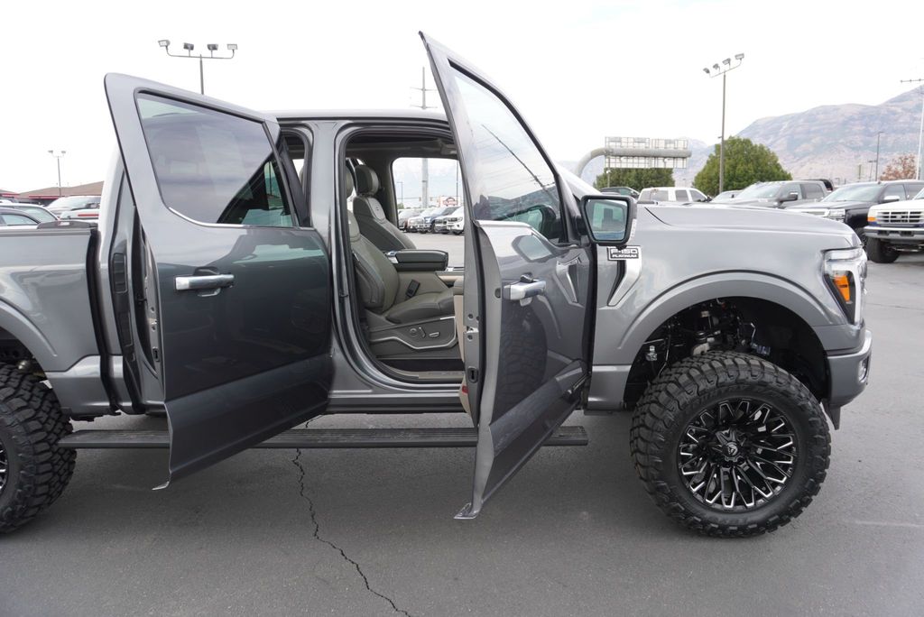2026 Ford F-150 PLATINUM PLUS - 23072421 - 28